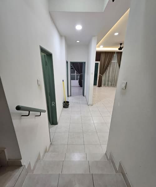 Service Residence for Rent at The Zizz @ Damansara North - Perry Chai - Corridor - PropertyGuru.com.my