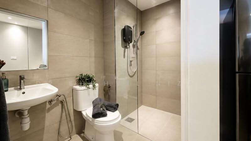 Kediaman Servis untuk Dijual di e.Sentral SmartCity - Dr Shahril Nizam - Bathroom - PropertyGuru.com.my
