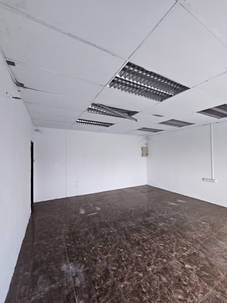 Kilang untuk Dijual di Seksyen 34 (Shah Alam) - Chris Tye - Interior - PropertyGuru.com.my