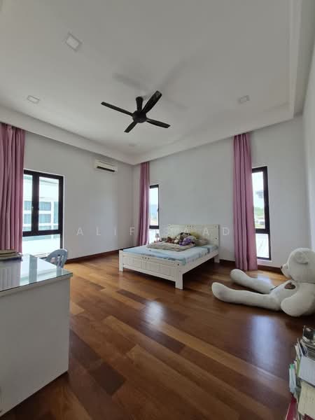Bungalow for Sale in Saujana Impian (Kajang) - Alif Saad - PropertyGuru.com.my