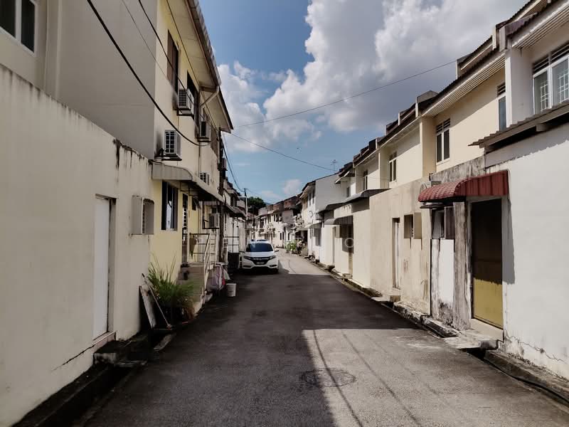 Back Lane 