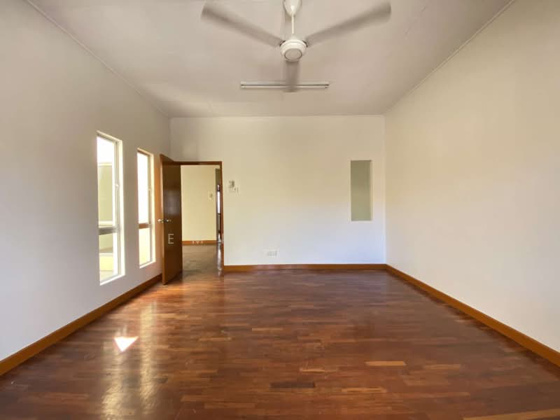 2-storey Terraced House for Sale in Shah Alam (Selangor) - Emily Kho - Living Room - PropertyGuru.com.my