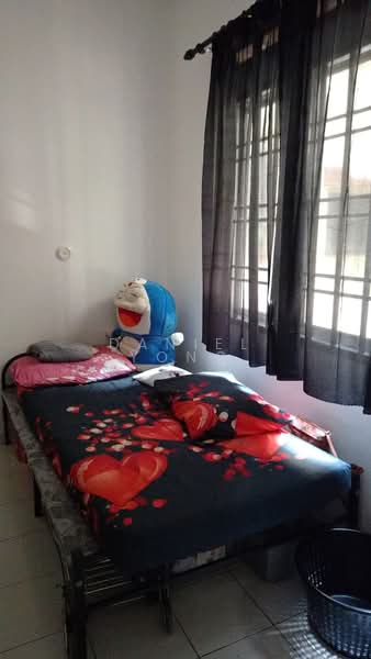 Rumah Flat untuk Dijual di Taman Pulai Utama - Daniel Yong - Bedroom - PropertyGuru.com.my