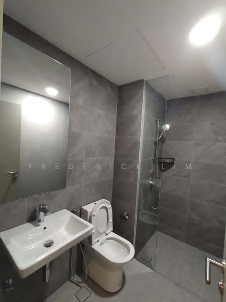 Servis Apartment untuk Disewa di Quinn Residence - Frederick Lim - Bathroom - PropertyGuru.com.my