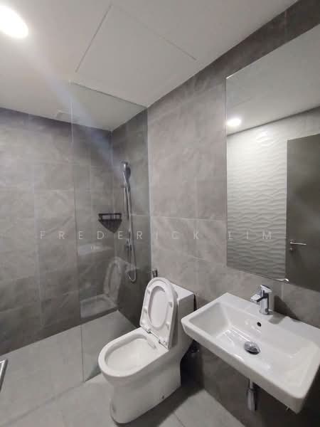 Servis Apartment untuk Disewa di Quinn Residence - Frederick Lim - Bathroom - PropertyGuru.com.my