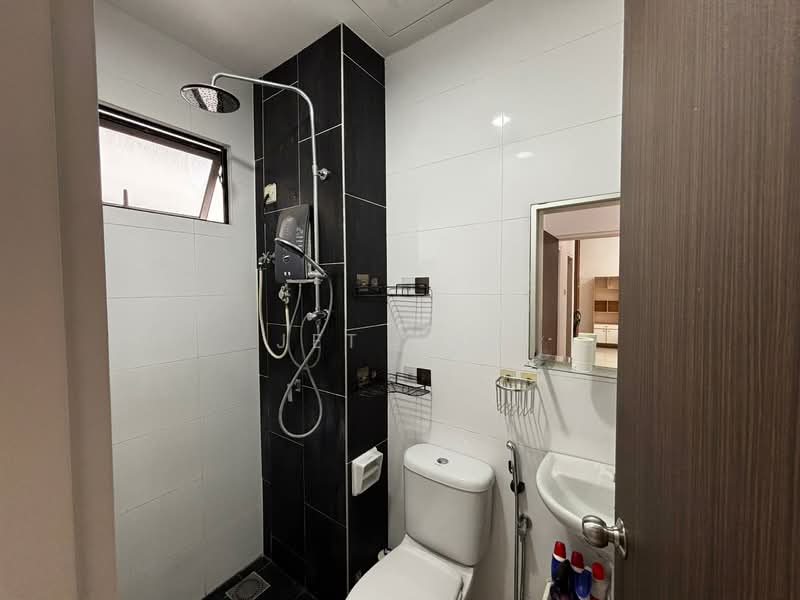 Service Residence for Rent at Seasons Garden Residences - Jet Tan - Bathroom - PropertyGuru.com.my