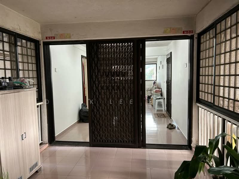 Flat for Sale at Taman Tringkap Puncak - Datuk Lee Heng - Entrance - PropertyGuru.com.my