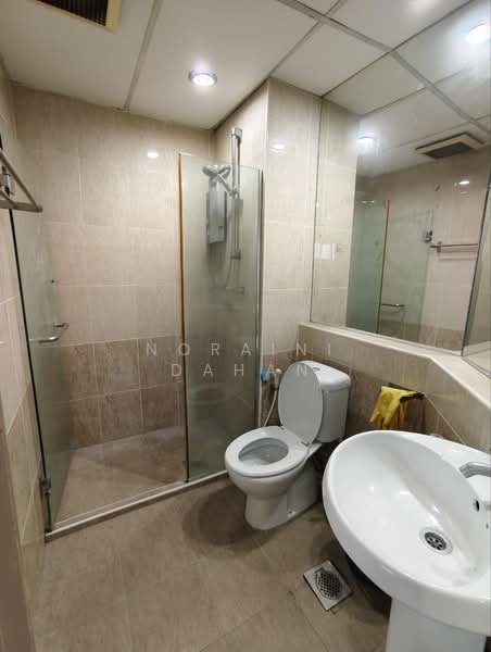 Kondominium untuk Dijual di Menara Menjalara - Noraini Dahan - Bathroom - PropertyGuru.com.my