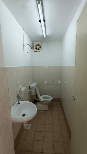 Apartment for Rent at Vista Bayu - M.K. Heng - Bathroom - PropertyGuru.com.my