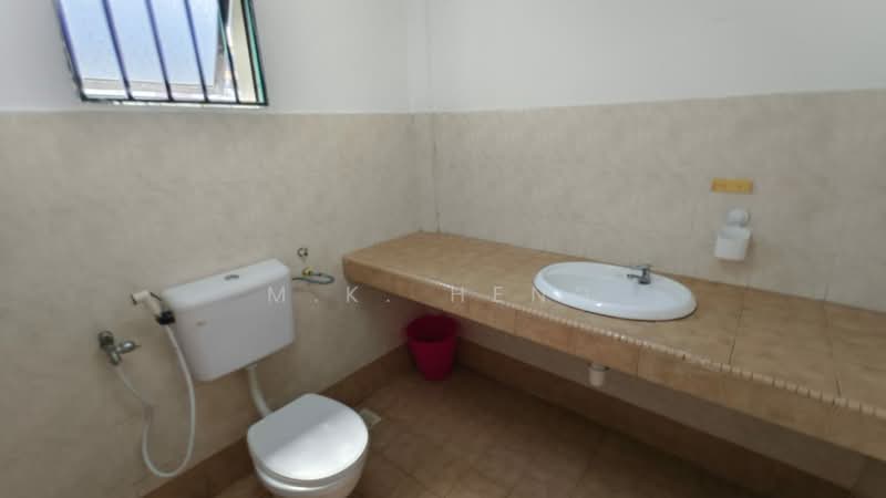 Apartment for Rent at Vista Bayu - M.K. Heng - Bathroom - PropertyGuru.com.my