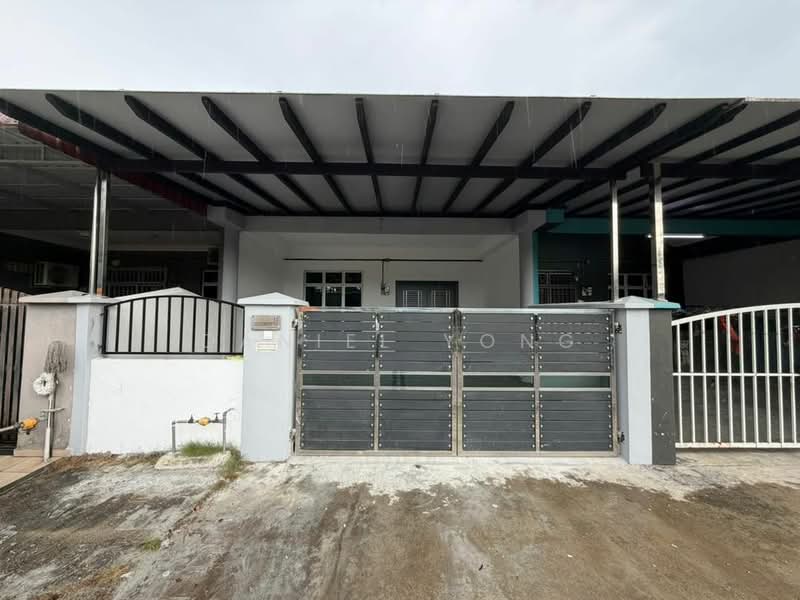 Rumah Teres 1 Tingkat untuk Dijual di Taman Bestari Indah (Ulu Tiram) - Daniel Yong - Exterior - PropertyGuru.com.my
