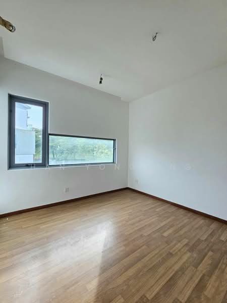 Semi-Detached House for Sale in Taman Molek (Johor Bahru) - Han Yong Ang - PropertyGuru.com.my