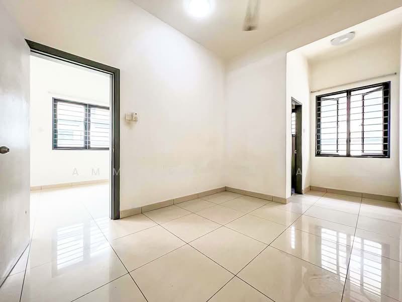 2-storey Terraced House for Sale in Alam Impian (Shah Alam) - Ammeer Nadzrai - Living Room - PropertyGuru.com.my