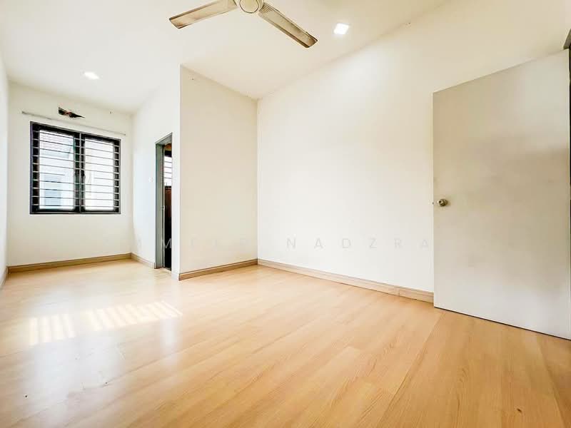 2-storey Terraced House for Sale in Alam Impian (Shah Alam) - Ammeer Nadzrai - Interior - PropertyGuru.com.my