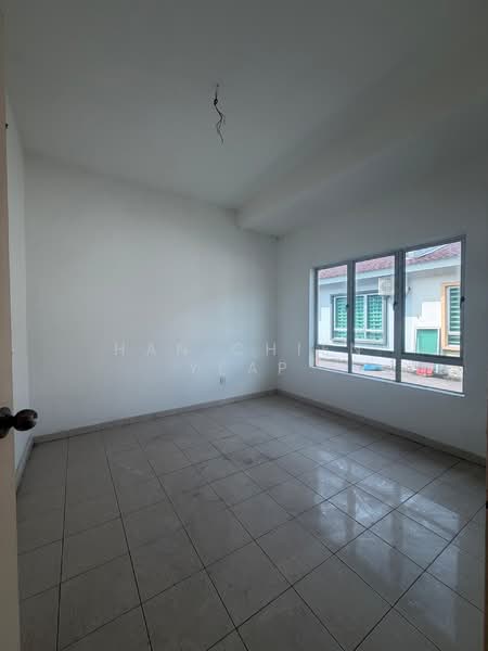 For Sale - lorong halaman indah, sungai jawi