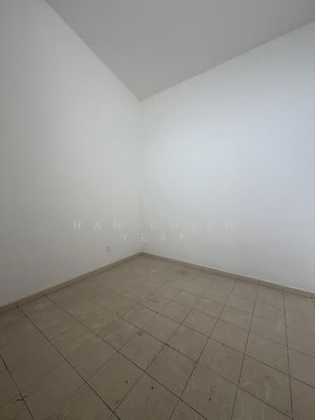 For Sale - lorong halaman indah, sungai jawi