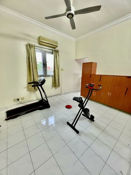Rumah Teres 2 Tingkat untuk Dijual di Seksyen 36 (Shah Alam) - Mohammad Din Majid - Gym - PropertyGuru.com.my