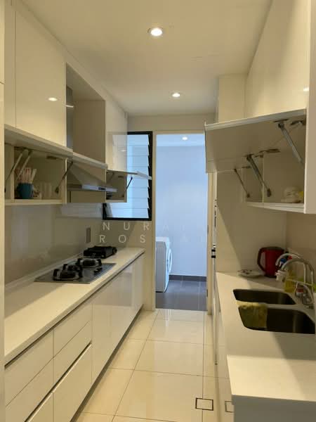 Condominium for Sale at Verdana @ North Kiara - Nurain Rosman - Kitchen - PropertyGuru.com.my
