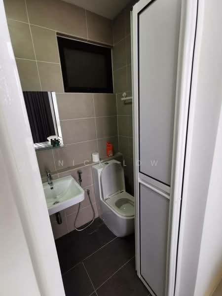Servis Apartment untuk Disewa di D'Pristine - Nick Low - Bathroom - PropertyGuru.com.my