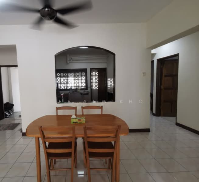 Condominium for Sale at Vista Komanwel B - Yee Yew Kho - Dining Room - PropertyGuru.com.my