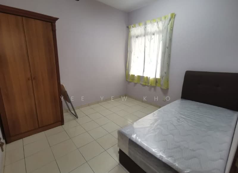 Condominium for Sale at Vista Komanwel B - Yee Yew Kho - Bedroom - PropertyGuru.com.my
