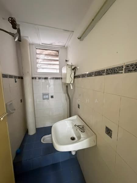 Apartment for Rent at Subang Perdana Goodyear Court 9 - Perry Chai - Bathroom - PropertyGuru.com.my