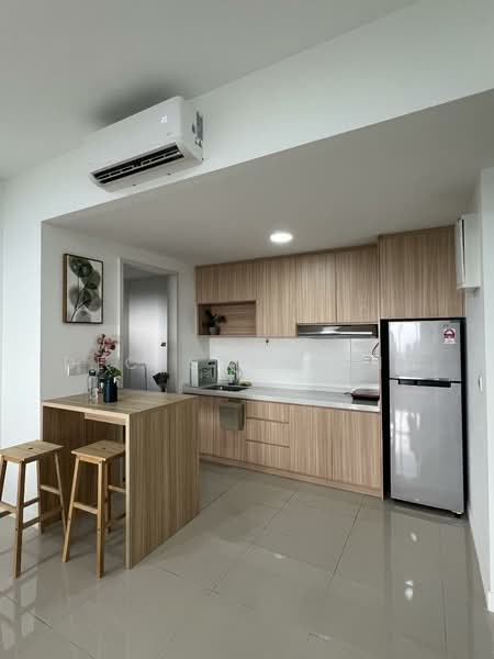 For Rent - Emerald Hill
