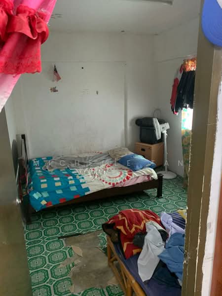 Rumah Flat untuk Dijual di Flat Danau Kota - Michelle Tan - Bedroom - PropertyGuru.com.my