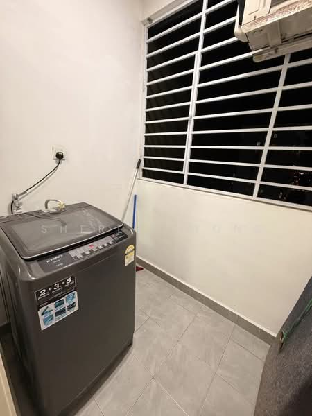 Pangsapuri untuk Disewa di Austin Suites (Permata Austin) - Shereen Wong - Balcony - PropertyGuru.com.my
