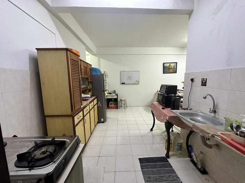 Apartment for Sale at Vista Indah Putra - Mages . - Kitchen - PropertyGuru.com.my