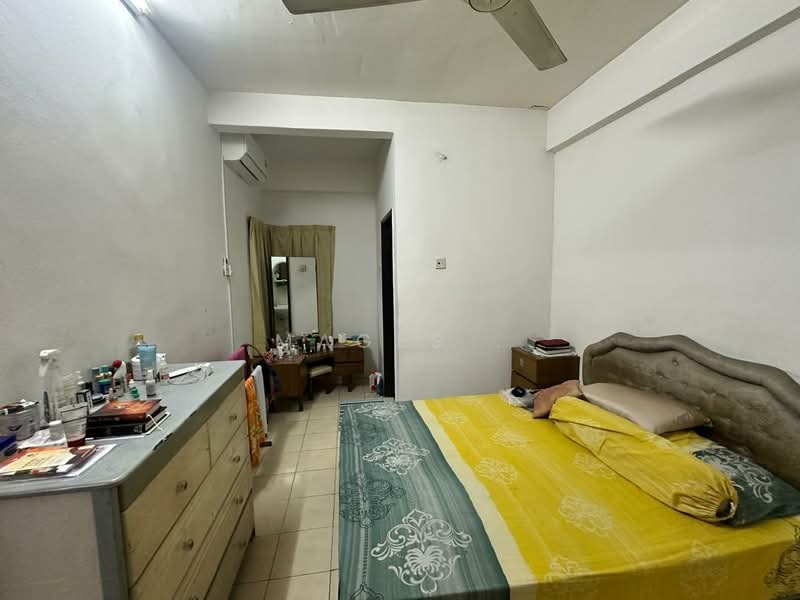Apartment for Sale at Vista Indah Putra - Mages . - Bedroom - PropertyGuru.com.my
