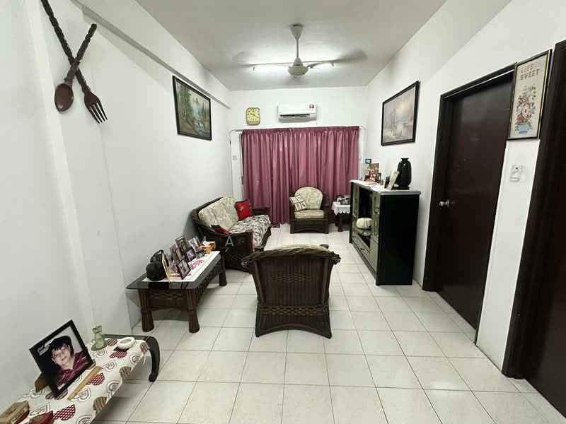Apartment for Sale at Vista Indah Putra - Mages . - Living Room - PropertyGuru.com.my