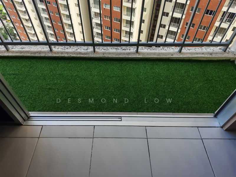 Kondominium untuk Disewa di Residensi Sateria - Desmond Low - Balcony - PropertyGuru.com.my