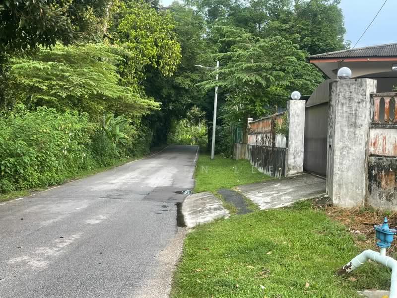 Untuk Dijual - Pekan Nanas_Building Land 6200 Sqft_for Sale