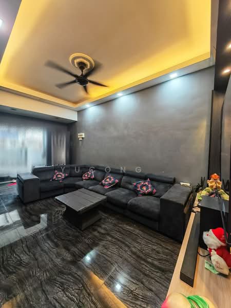 Rumah Teres 1 Tingkat untuk Dijual di Taman Kempas Indah (Tebrau) - Yucong . - Living Room - PropertyGuru.com.my