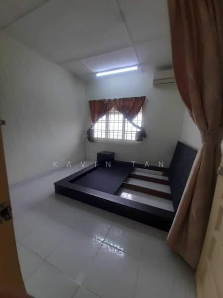 2-storey Terraced House for Sale in Masai (Johor) - Kavin Tan - Bedroom - PropertyGuru.com.my