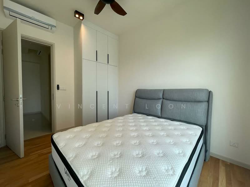 Servis Apartment untuk Dijual di Residensi Solaris Parq - Vincent Loon - Bedroom - PropertyGuru.com.my