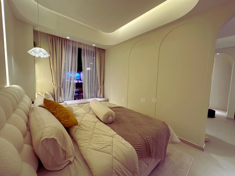 Service Residence for Sale at Summer Suites - Residensi Bukit Meldrum - Elaine Ng - Bedroom - PropertyGuru.com.my