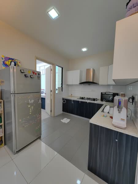 Condominium for Sale at KM1 West - Mak Oliver - Kitchen - PropertyGuru.com.my