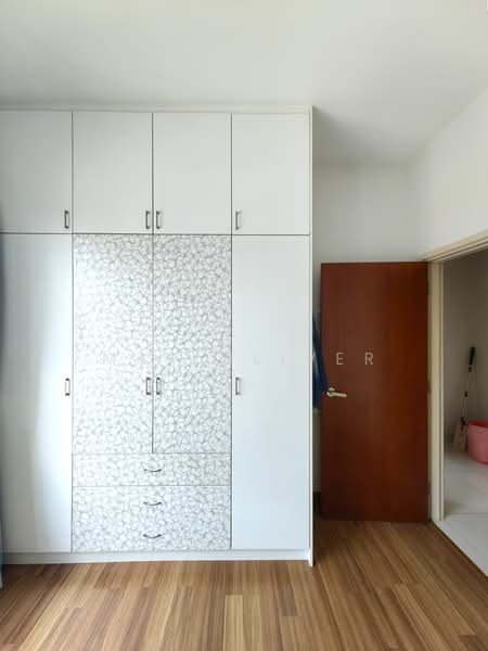 Condominium for Sale at KM1 West - Mak Oliver - Interior - PropertyGuru.com.my