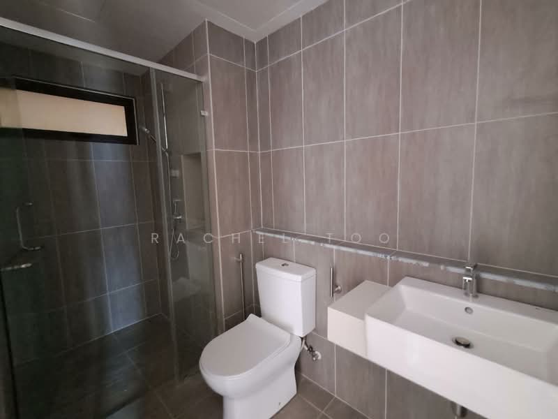 Servis Apartment untuk Dijual di The Pulse Residence - Rachel Too - Bathroom - PropertyGuru.com.my