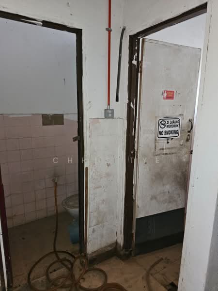 Terrace Factory for Rent in Shah Alam (Selangor) - Chris Tye - Bathroom - PropertyGuru.com.my