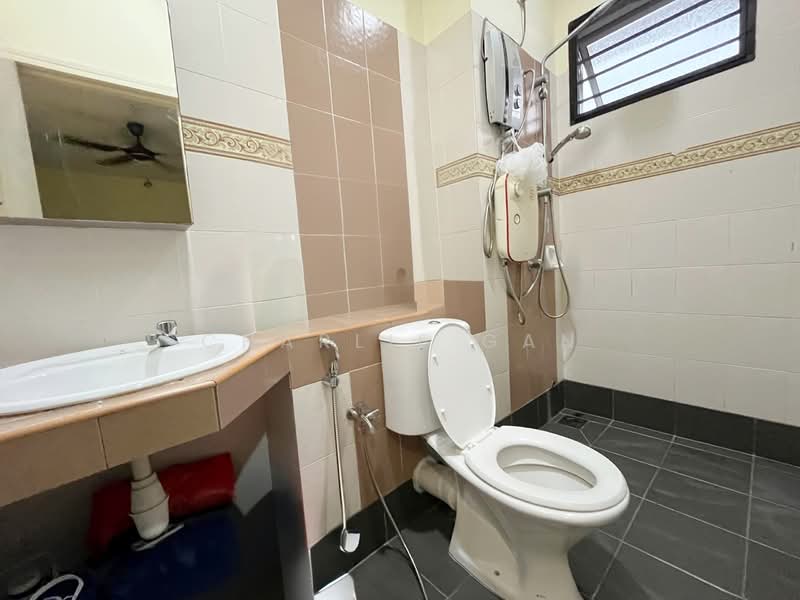 Rumah Teres 2 Tingkat untuk Dijual di Bandar Bukit Raja (Klang) - Charlie Gan - PropertyGuru.com.my