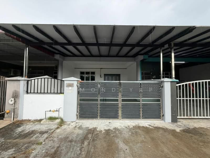 Rumah Teres 1 Tingkat untuk Dijual di Taman Bestari Indah (Ulu Tiram) - Desmond Yap - Exterior - PropertyGuru.com.my