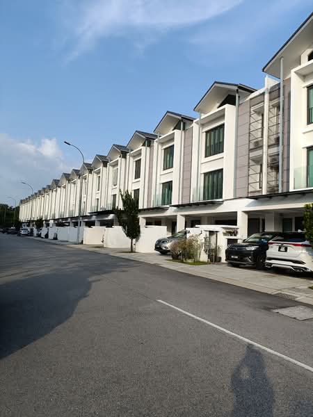 Rumah Teres 2 Tingkat untuk Dijual di Puchong (Selangor) - Irene Looi - Exterior - PropertyGuru.com.my