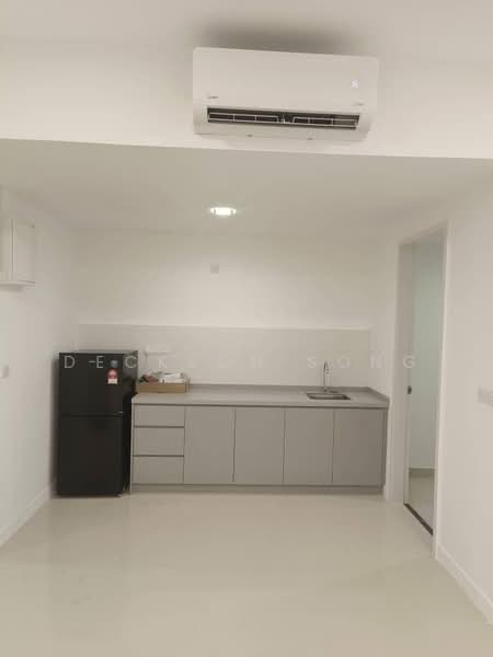 For Rent - Emerald Hill