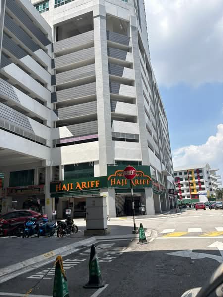 Rumah Niaga untuk Disewa di Salak Selatan (Kuala Lumpur) - Winnie Lum - Exterior - PropertyGuru.com.my