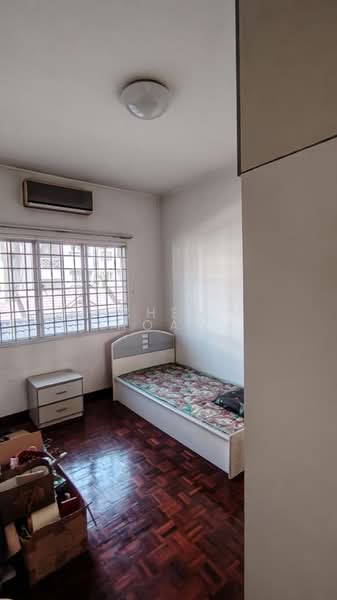Condominium for Sale at Tiara Damansara - Chen Hoaw - Bedroom - PropertyGuru.com.my