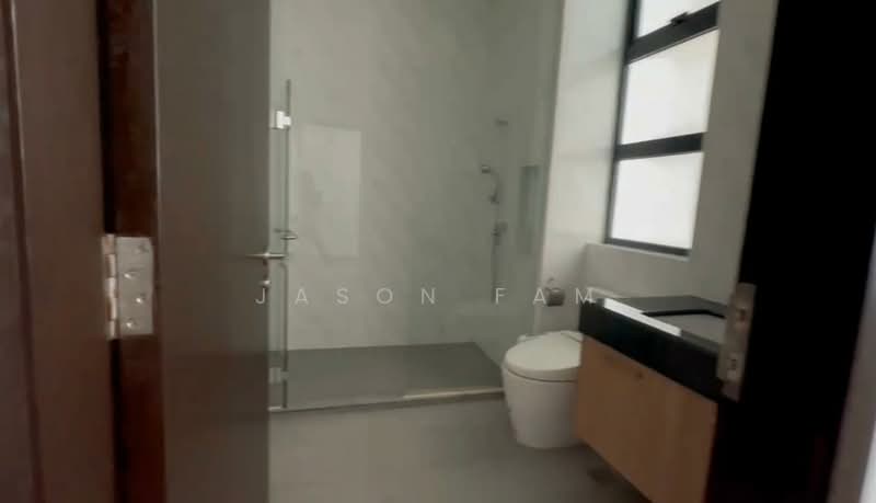 Apartment for Sale at Molek Pine 4 - Jason Fam - Bathroom - PropertyGuru.com.my