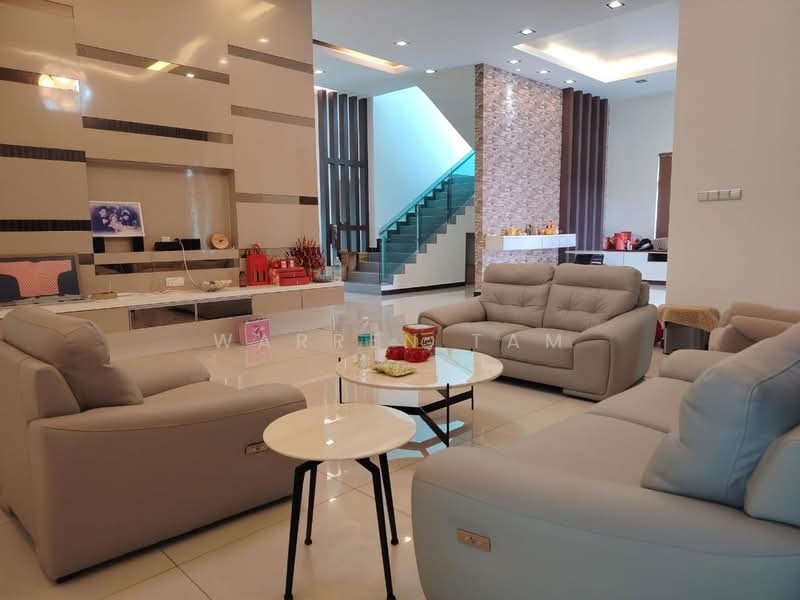 Rumah Banglo untuk Disewa di Shah Alam (Selangor) - Warren Tam - Living Room - PropertyGuru.com.my